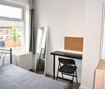 1 bedroom in a house share to rent - Photo 4