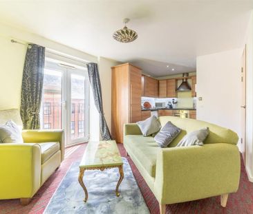 3 bedroom apartment to rent - Photo 3