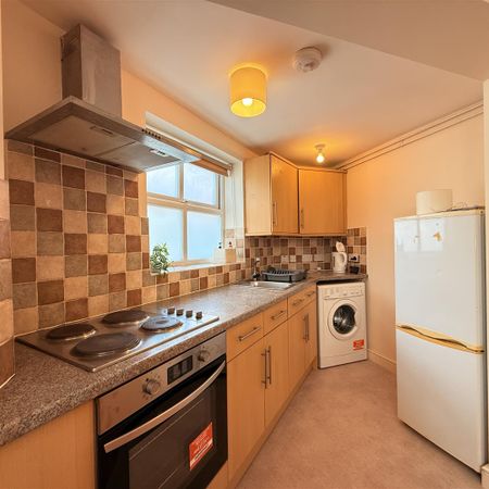 Flat 7 15 High Street - Photo 3