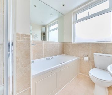 3 bedroom maisonette to rent - Photo 4