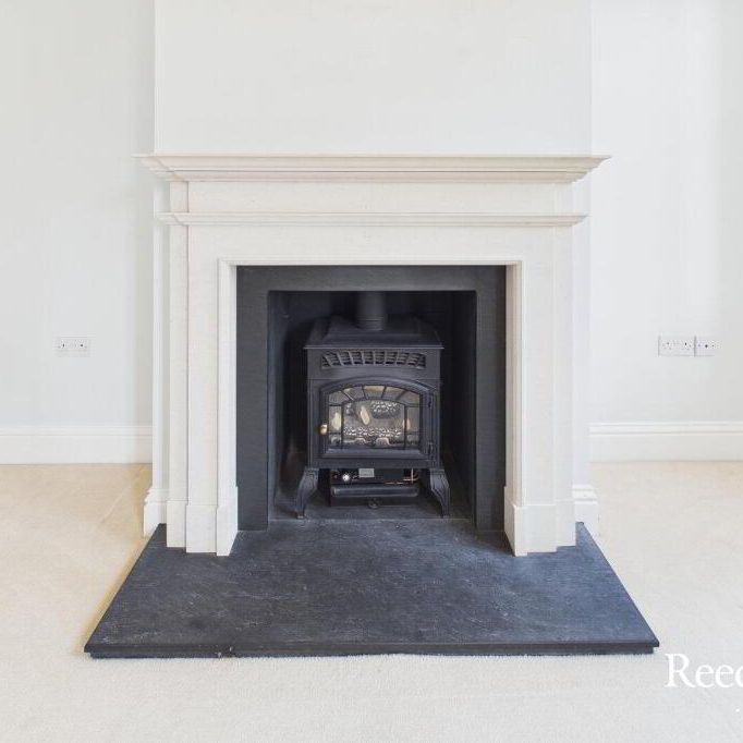 12 Park Lane Gate, Hillsborough, BT26 6FT - Photo 1