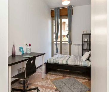 Viale Giovanni Vicini, Bologna, Emilia-Romagna 40134 - Photo 2
