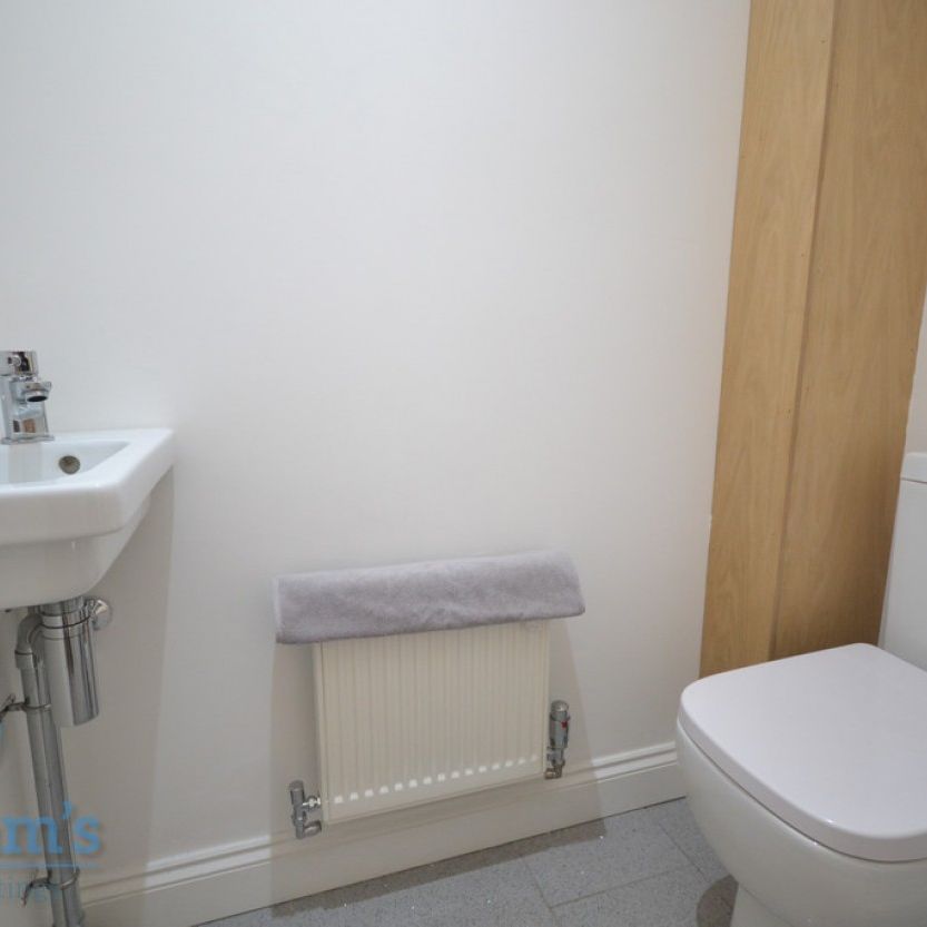 2 bed Town House for Rent - Photo 1