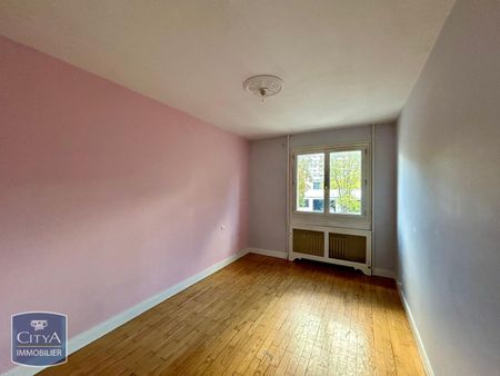 Location Appartement 4 pièces 71m² ST ETIENNE 42100 - Photo 3