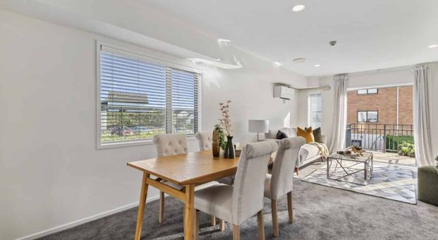 74 Niu Lane Te Atatu South - Photo 1