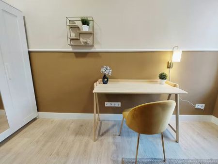 Calle Antonio Toledano, Madrid, Community of Madrid 28028 - Photo 5