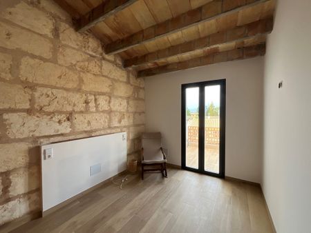 18 Carrer Santa Catalina Thomàs, Santa Margalida, Balearic Islands 07450 - Photo 5