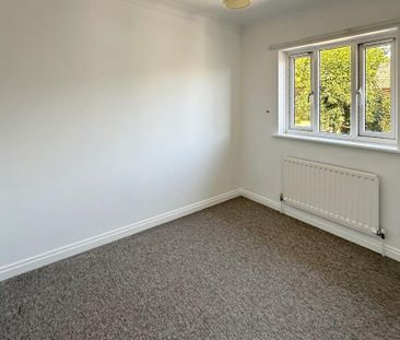 3 bedroom end of terrace house to rent - Photo 6
