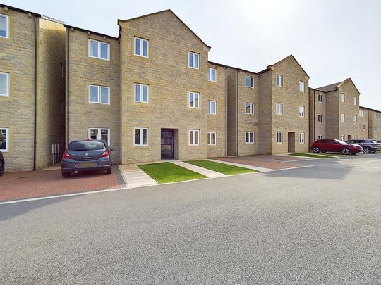 2 bedroom flat to rent - Photo 1