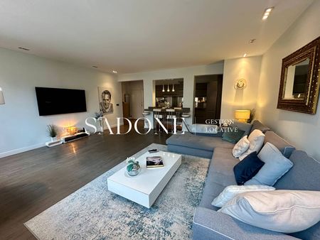 Location Appartement 3 pièces 90,00 m² à Neuilly-sur-Seine - Photo 2
