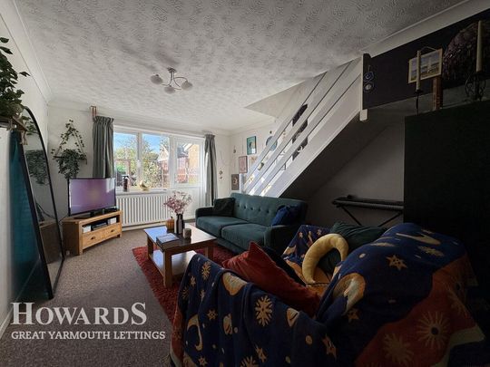 2 bedroom terraced house to rent - Photo 1