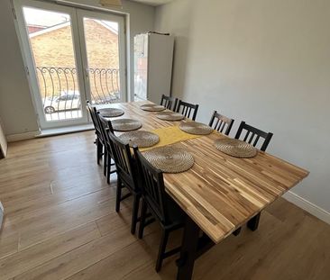 4 Bed Terraced House, Primrose Close, LU3 - Photo 5