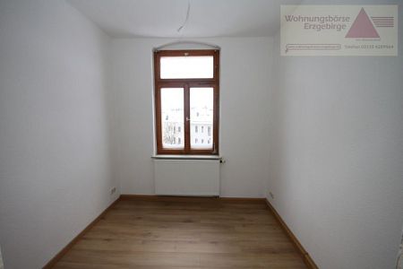 Diese Wohnung wird für Sie komplett saniert!! Moderne 2-Raum-Wohnung in Zentrumsnähe von Annaberg! - Photo 2