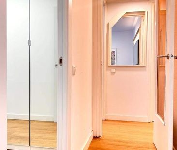 Barcelona, Catalonia 08012 - Photo 4