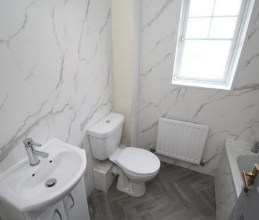 3 bedroom end of terrace house to rent - Photo 6