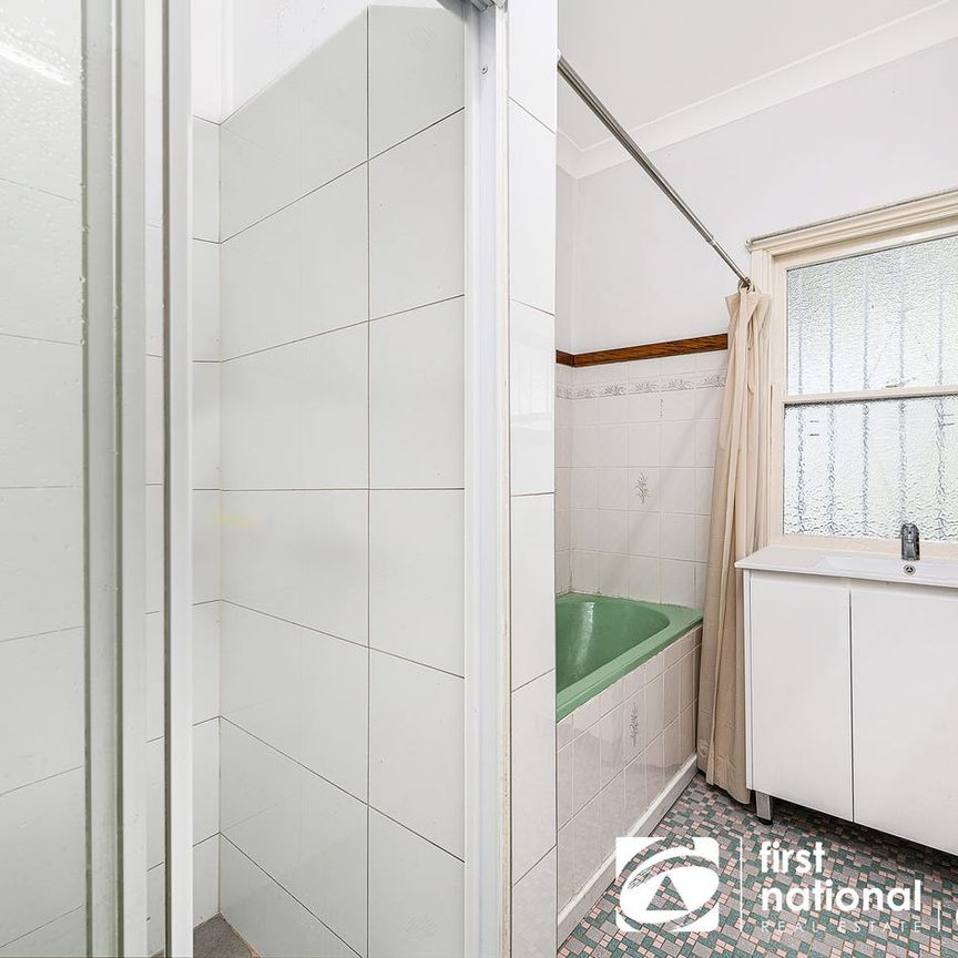 Sefton High School Zone - Photo 1