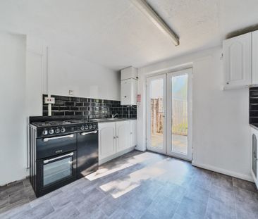 108, Pottingfield Road - Photo 3