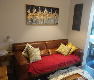 North Melbourne - Photo 3