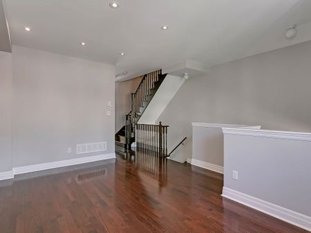 For Lease - 2171 Fiddlers Way Unit# 52, Oakville, Ontario - Photo 2