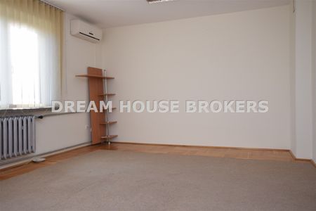 Dom na wynajem - Zdjęcie 2