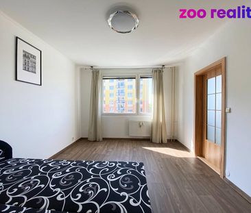 Pronájem bytu 1+1 36 m² - Photo 1