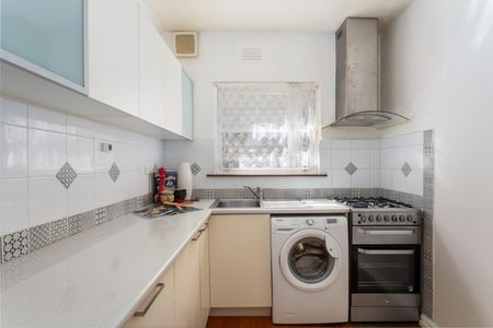 2/28 Wattle Road, Hawthorn VIC 3122 - Apartment For Rent | Domain - Photo 5