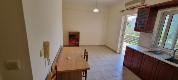 Studio/Γκαρσονιέρα για ενοικίαση - Ρίο, - Φωτογραφία 1