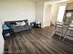 Condo Townhouse For Lease | X9258192 - Photo 3