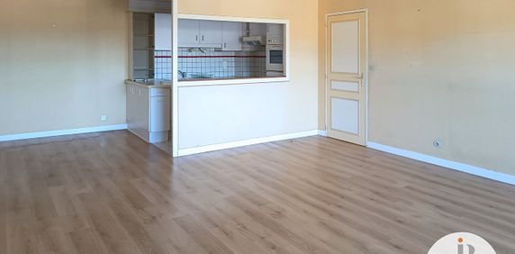 Location Appartement 3 pièces 78m² - Photo 2