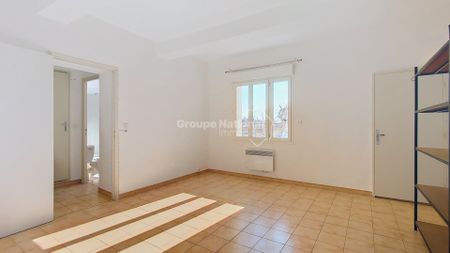 Maison de village avec cour, - Photo 3