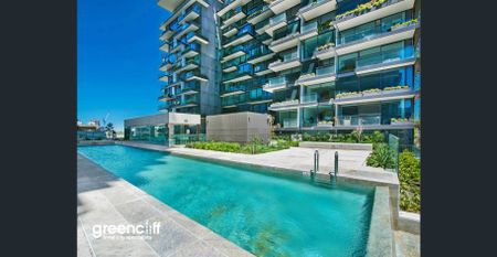 MODERN & CENTRAL PARK VIEWS SUITE ONE BEDROOM IN CENTRAL PARK - Photo 4