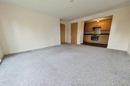 2 bedroom flat to rent - Photo 3