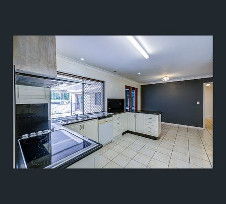 25 Moogara Street, Shailer Park, Qld 4128 - Photo 2