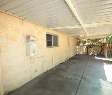 ** DON'T SIGN ANYTHING UNTIL YOU HAVE SEEN THIS RIPSNORTER!! ** - Photo 1