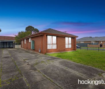 32 Holroyd Drive, - Photo 6