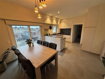 Appartement te huur - Foto 2