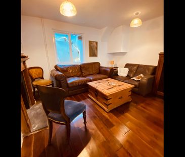 Room in a Shared House, Rochester Street, BN2 - Photo 1