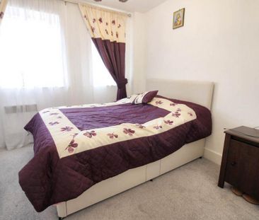 3 bedroom apartment to rent - Photo 3