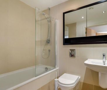 2 bedroom apartment to rent - Photo 6