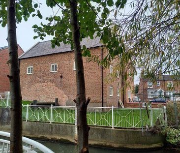 3 bedroom apartment to rent - Photo 5