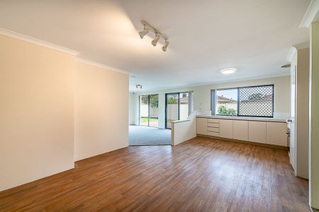 Fresh 4x2x2 in Central Location &ast;&ast; Home Open - Thursday 30&sol;01&sol;25 4&period;30pm to 4&period;45pm &ast;&ast; - Photo 2