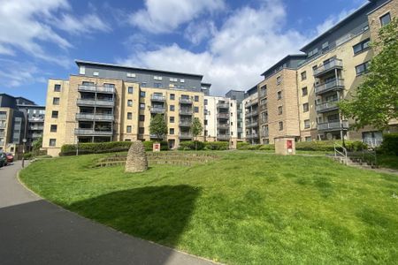 3/18 Hawkhill Close, Edinburgh, EH7 6FD - Photo 3