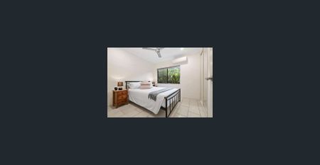 Set in the Foothills of Cairns' Lush Mountains - Photo 4