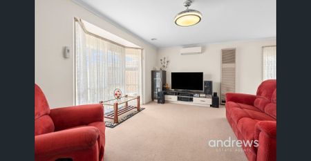 Court Location with Excellent Shedding & Entertaining - Photo 5