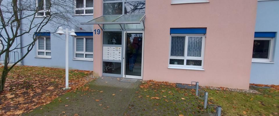Renovierte barrierefreie Wohnung mit neuer Küche zu vermieten - Foto 1