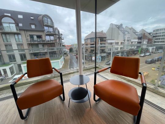 Prachtig appartement in het hart van St-Idesbald, op slechts 350 meter van de zee. - Photo 1