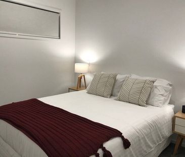 PERFECTLY POSITIONED 1 BEDROOM APARTMENT - Photo 6