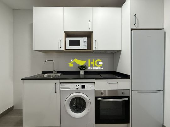 Alquiler Estudio en Urbanización - El Bosque, Villaviciosa De Odón - Photo 1