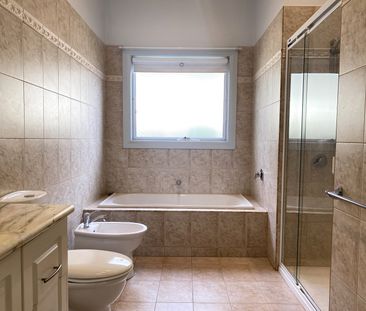 125 Gladstone Avenue, Northcote VIC 3070 - Photo 5
