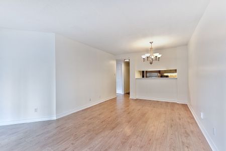 For Lease - 711 Bay St Street Unit# 716, Toronto, Ontario - Photo 4